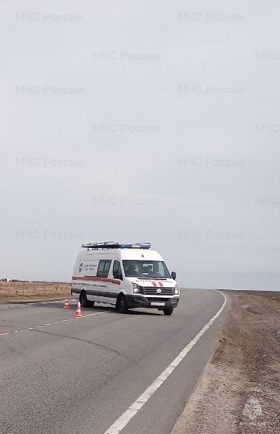Спасатели МЧС России приняли участие в ликвидации ДТП в поселке Стрелецкое Белгородского района