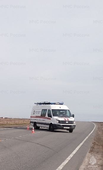 Спасатели МЧС России приняли участие в ликвидации ДТП в поселке Стрелецкое Белгородского района